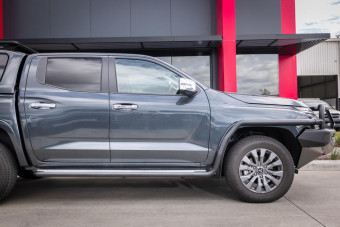 Комплект порогов SUMMIT Mitsubishi L200 24+ ARB 4446150